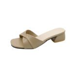 Large size niche retro brown thick heel slippers for women - Image 9