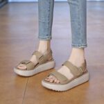 Retro thick-soled Roman sandals for women - Image 2
