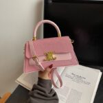 Simple and stylish small square bag - Image 7