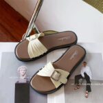 Design niche beach slippers for women - Image 5