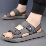 Men's summer new style sandals for middle
